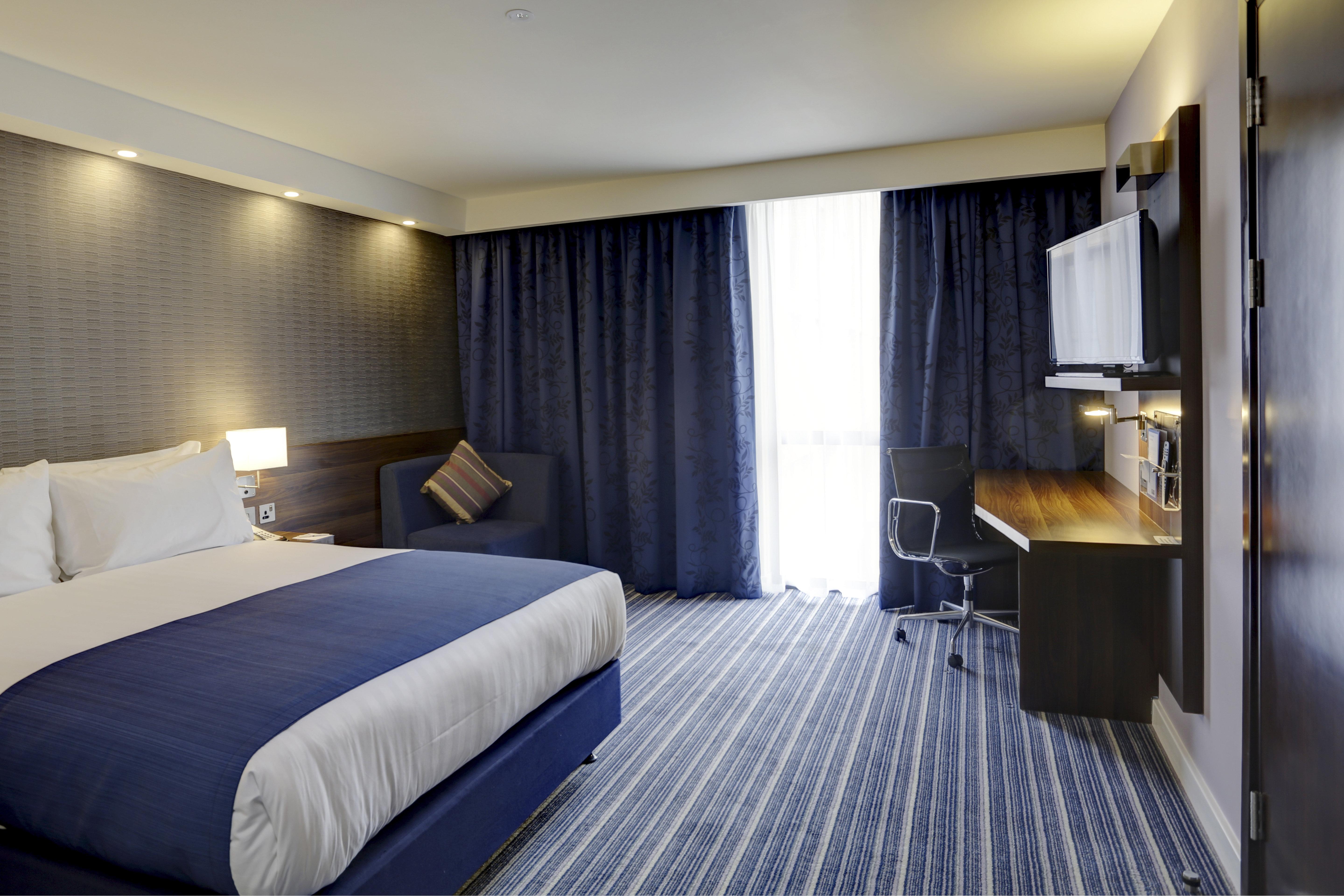 Holiday Inn Express London - Excel, An Ihg Hotel Екстериор снимка